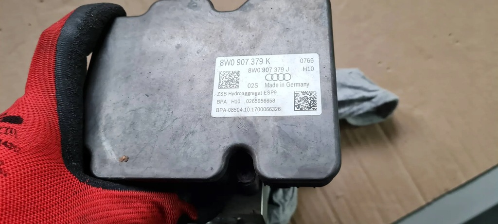 фото №8, A5 8w насос тормозная abs блок управления 5q0919237 8w0907379j a4 b9 8w