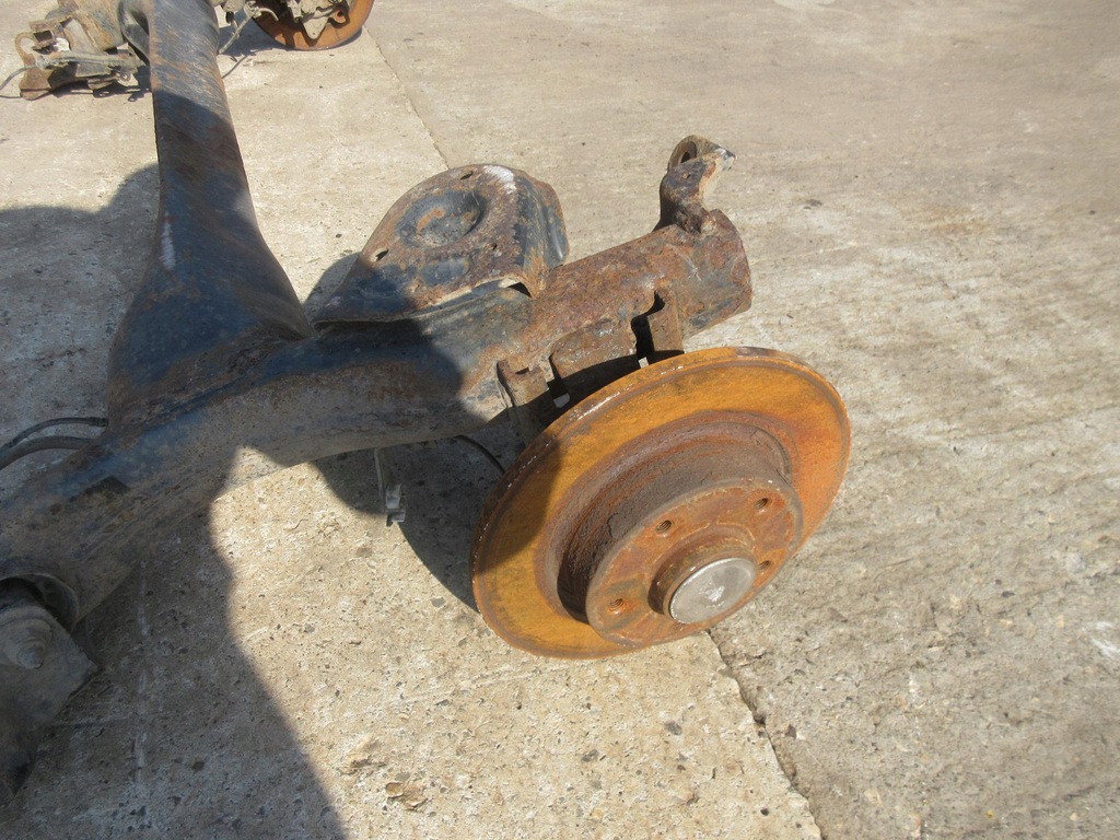 фото №8, Renault grand scenic iii 1.9 dci 130 km f9q870 балка задняя