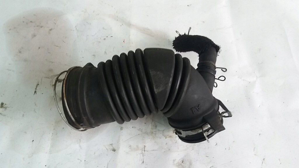 фото №1, Toyota auris i e15 труба впускний повітря 17881-