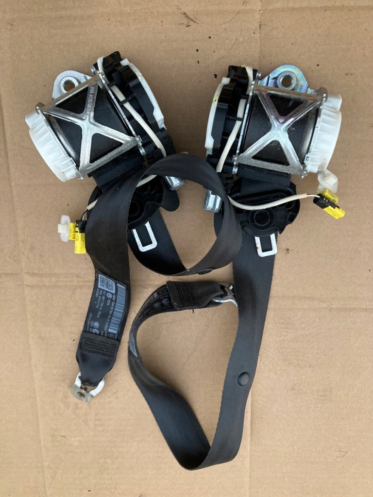 фото №1, Vw passat b7 pas правый перед передний 3c1857706s