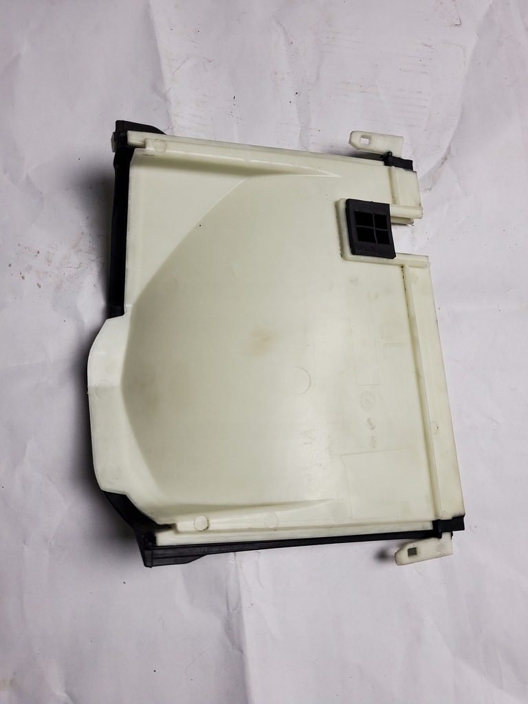 фото №1, Корпус защита крышка коробки bezp. mercedes w204