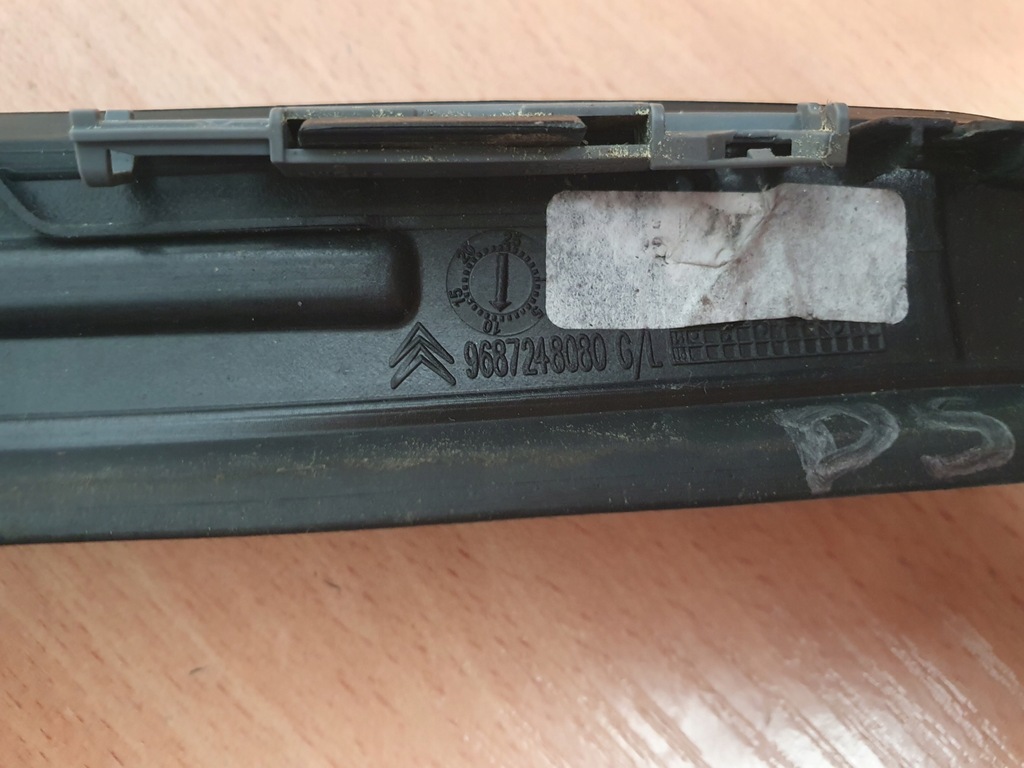 фото №15, Молдинг стекло перед стойка citroen ds5