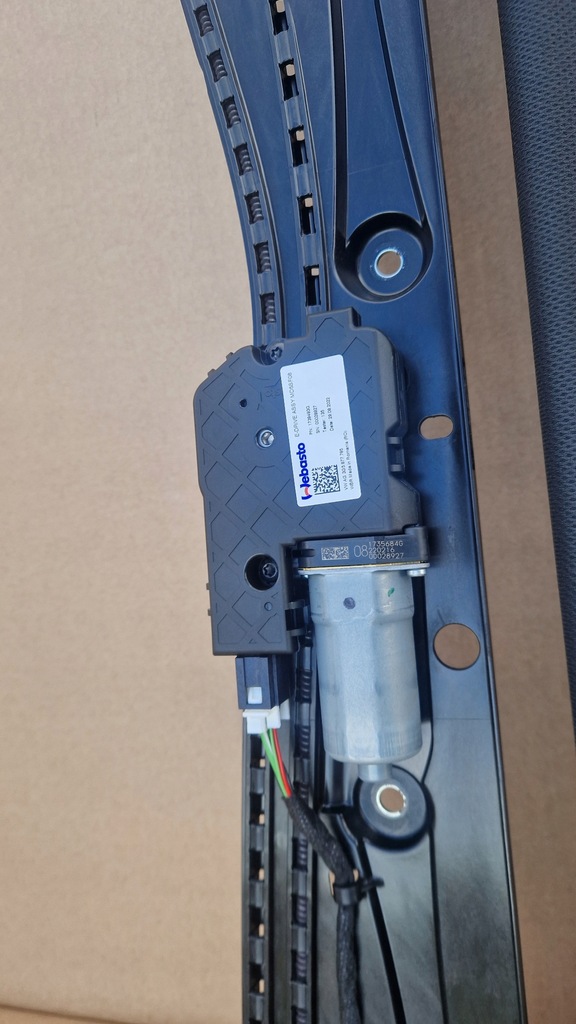 фото №7, Люк панорама audi a4 b9 kombi 8w9877041b jak новый kpl