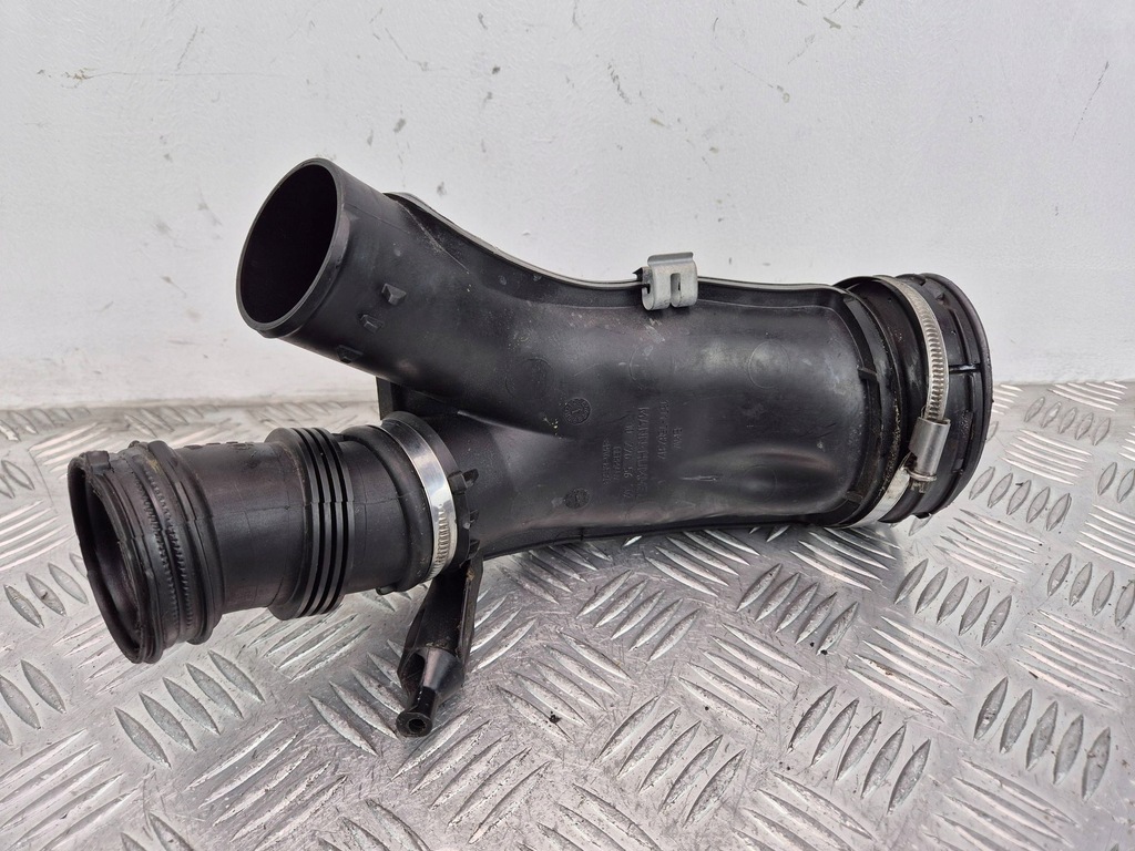 фото №1, Bmw 7 f01 f02 f03 f04 740i труба шланг воздуха 7582312 n54b30a