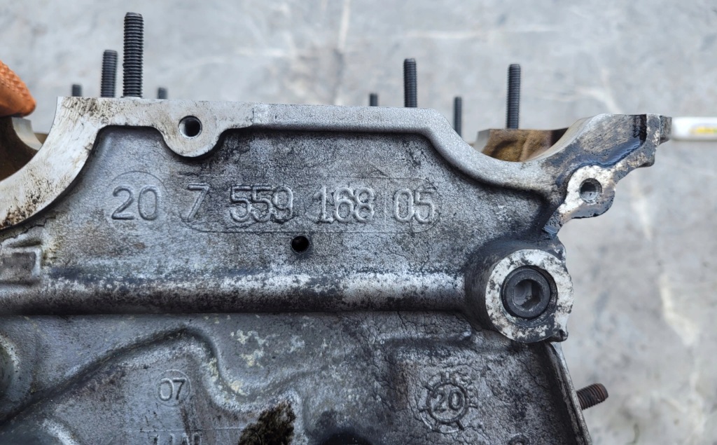 Головка bmw n43b20a 2.0b 7559168 Оригінал