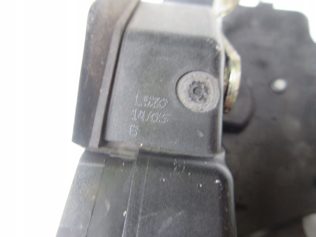 фото №11, Замок задний правый kpl. bmw 3 e46 8196034 7011310