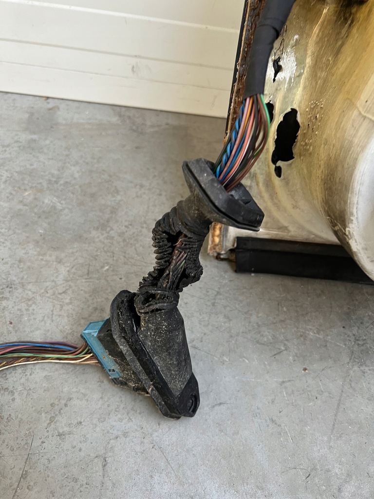 фото №9, Дверь правый задняя mini countryman r60