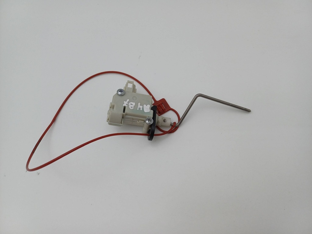 фото №7, Привід кришка заливної пального audi a4 b7 8e0862153a / 3b0959781 nr224