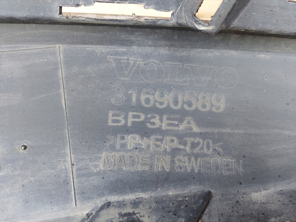 фото №13, Volvo v60 s60 16r .бампер перед a061