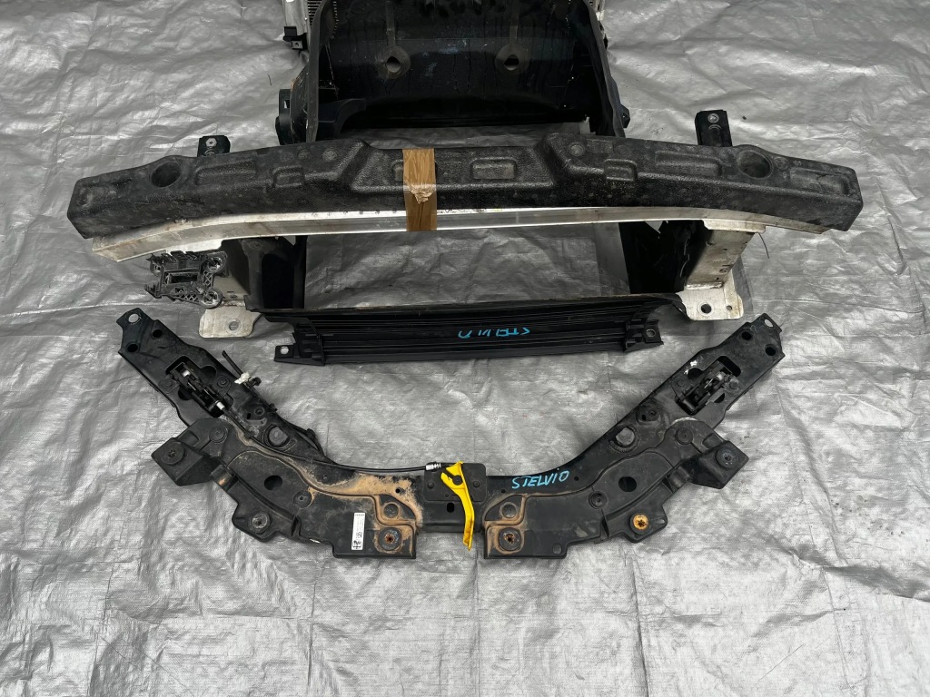 фото №5, Alfa romeo stelvio pas передній радіатор комплект 2.2 2018-