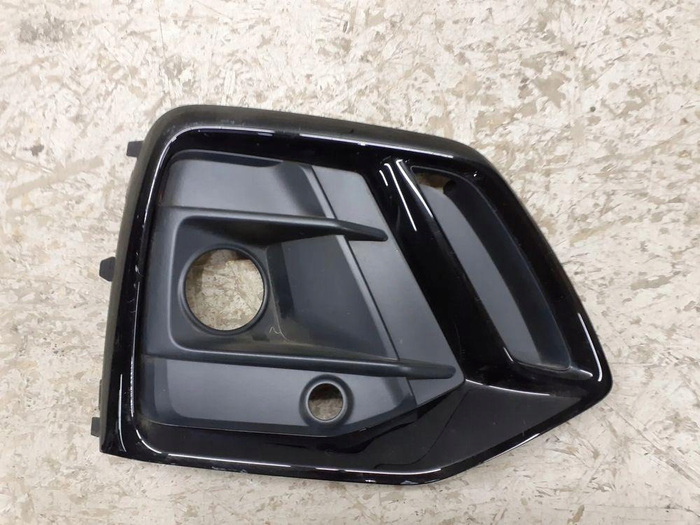 фото №1, Решётка бампера правая audi q3 80f807680