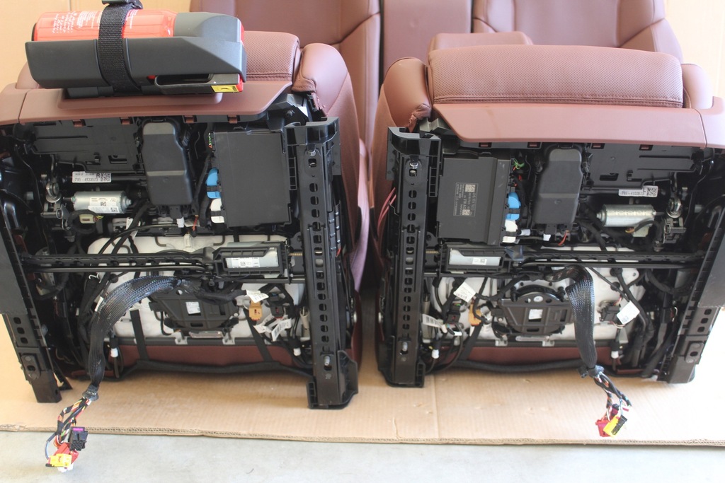 фото №11, Сидіння комплект шкіра оббивка audi a8 d5 4n long