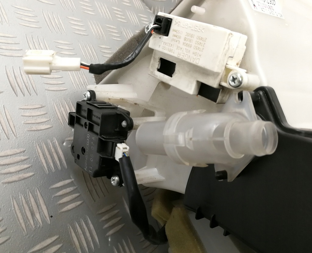 фото №14, 27215-1lb1a обігрівач кондиціонера infiniti qx80