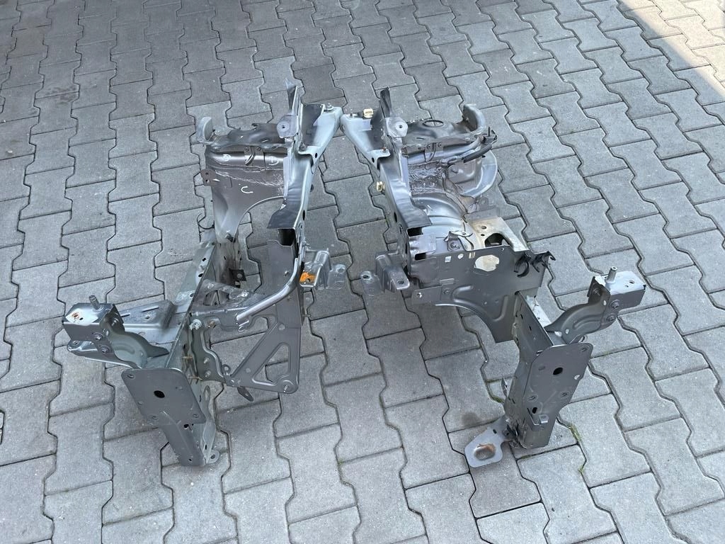 фото №2, Renault scenic iii lift четверть перед лонжерон