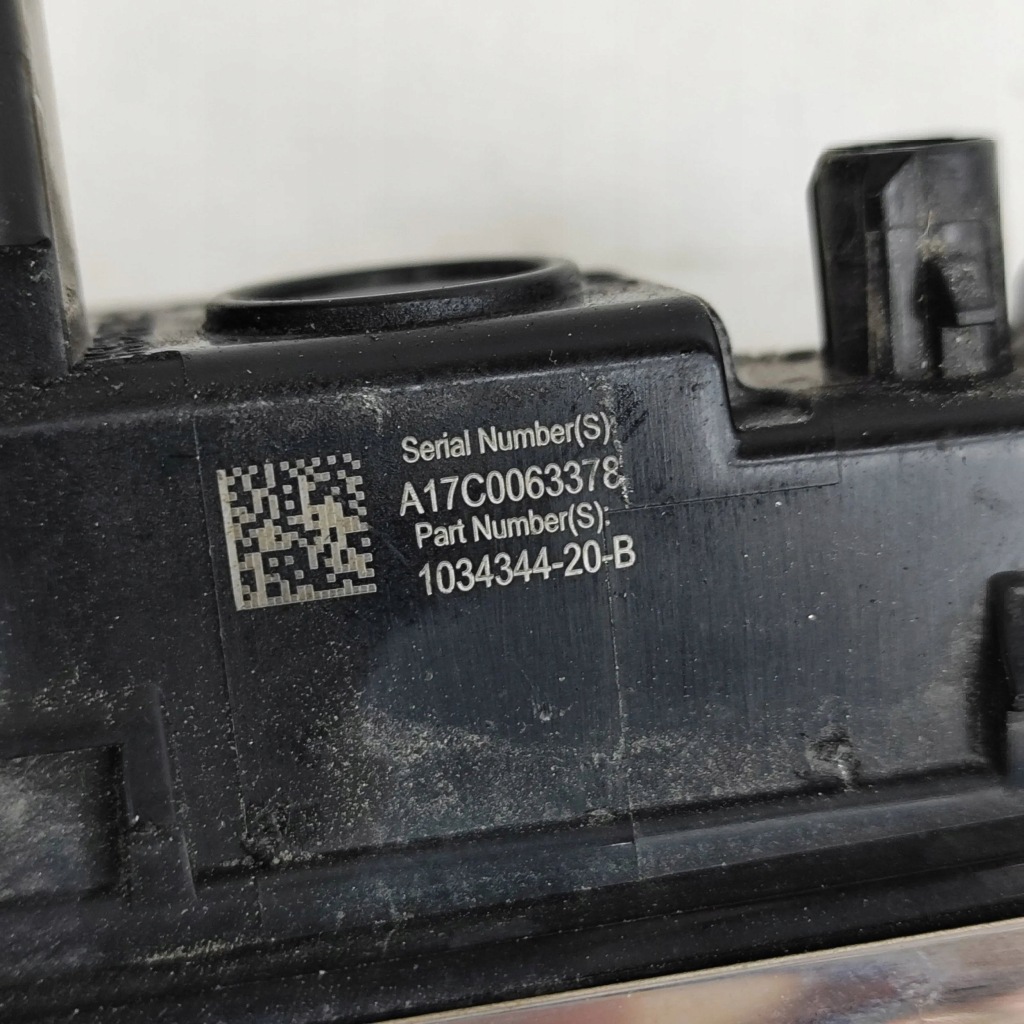 Tesla model x 2017 ліва сторона камера на крила бічний Київ