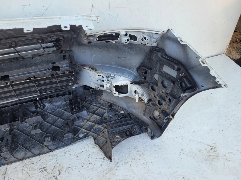 фото №8, Peugeot 5008 i бампер перед передний