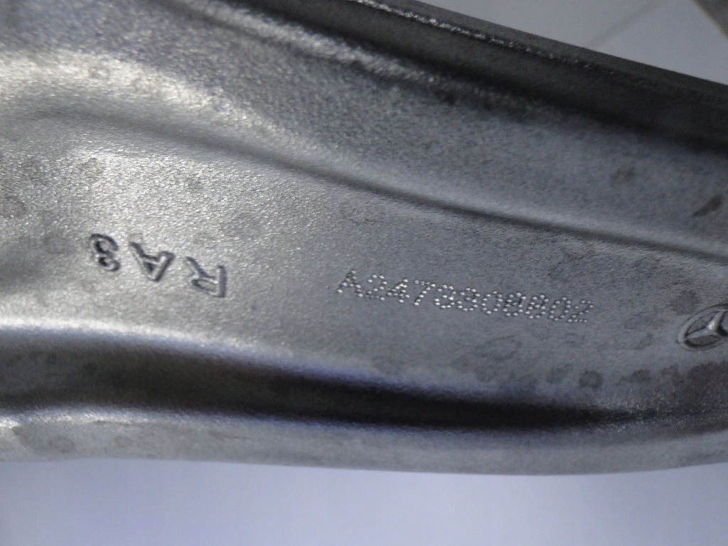 фото №9, Mercedes glb x247 gla h247 важіль передній правий нижній 247