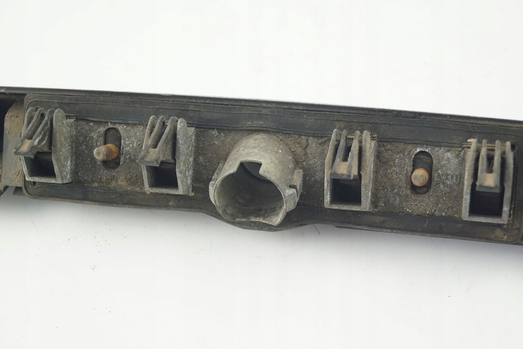 фото №8, Накладка задний крышки volkswagen vw passat b5 3b0827574a цвет jasnoniebieski