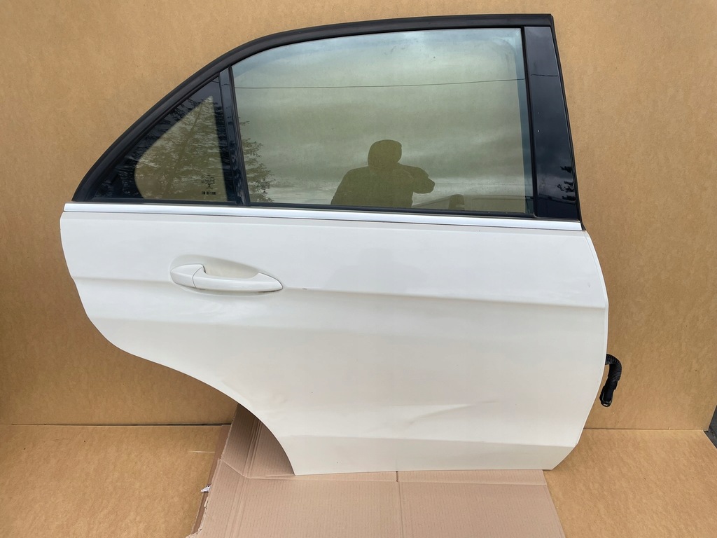 фото №1, Дверь правое задняя 799 mercedes w212 lift sedan