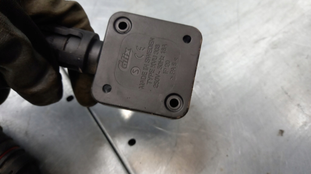 фото №7, Шланг отопления кабины volvo s60 xc70 v70 ii lift 05r 2.4b type kvu 303