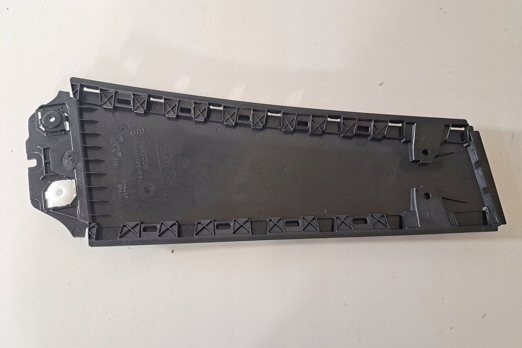 фото №7, Молдинг вертикальна передніх правих двері bmw i4 g26 7483006 electric 250kw