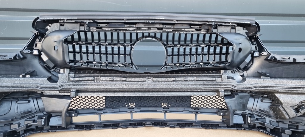 фото №9, Mercedes e klasa w213 lift 2020- бампер перед оригинал c201