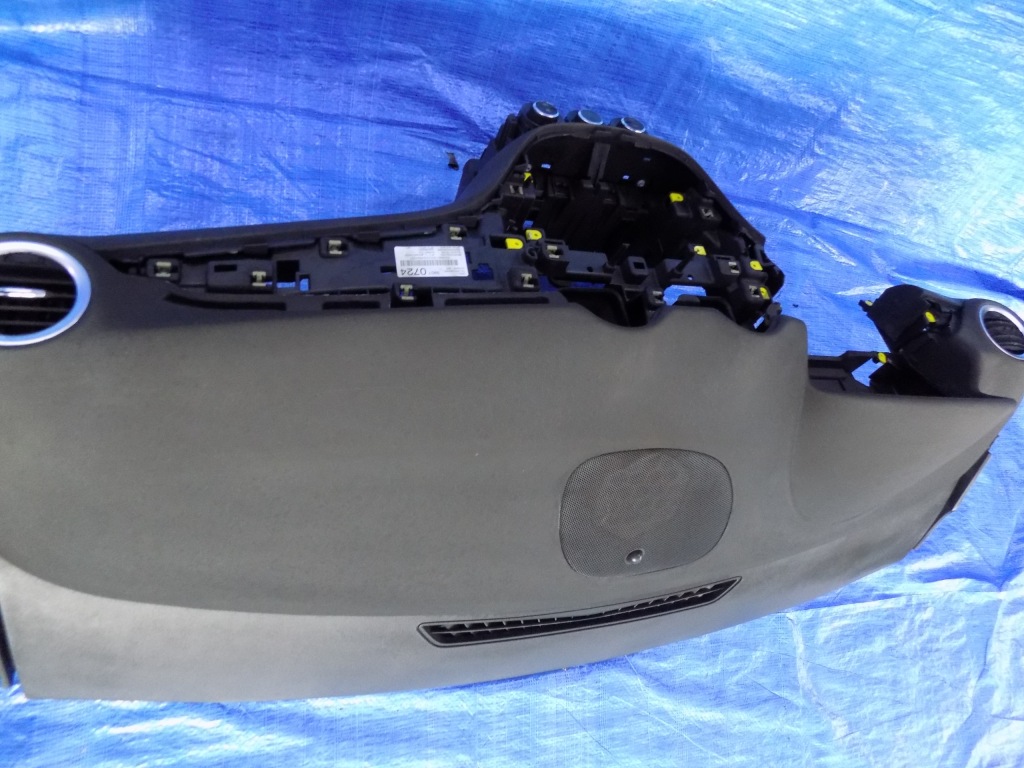 Панель  приборная панель приборная панель opel adam 1,0t 16r Оригинал