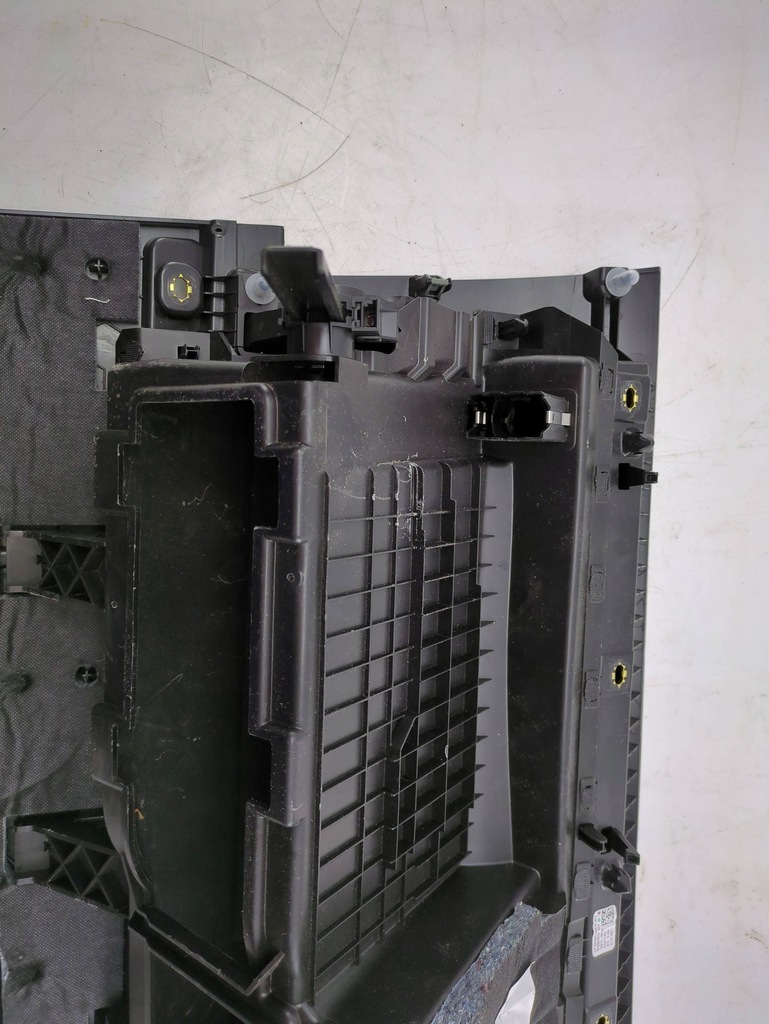 фото №9, Audi a3 8y 2021 бардачок панели приборной панели