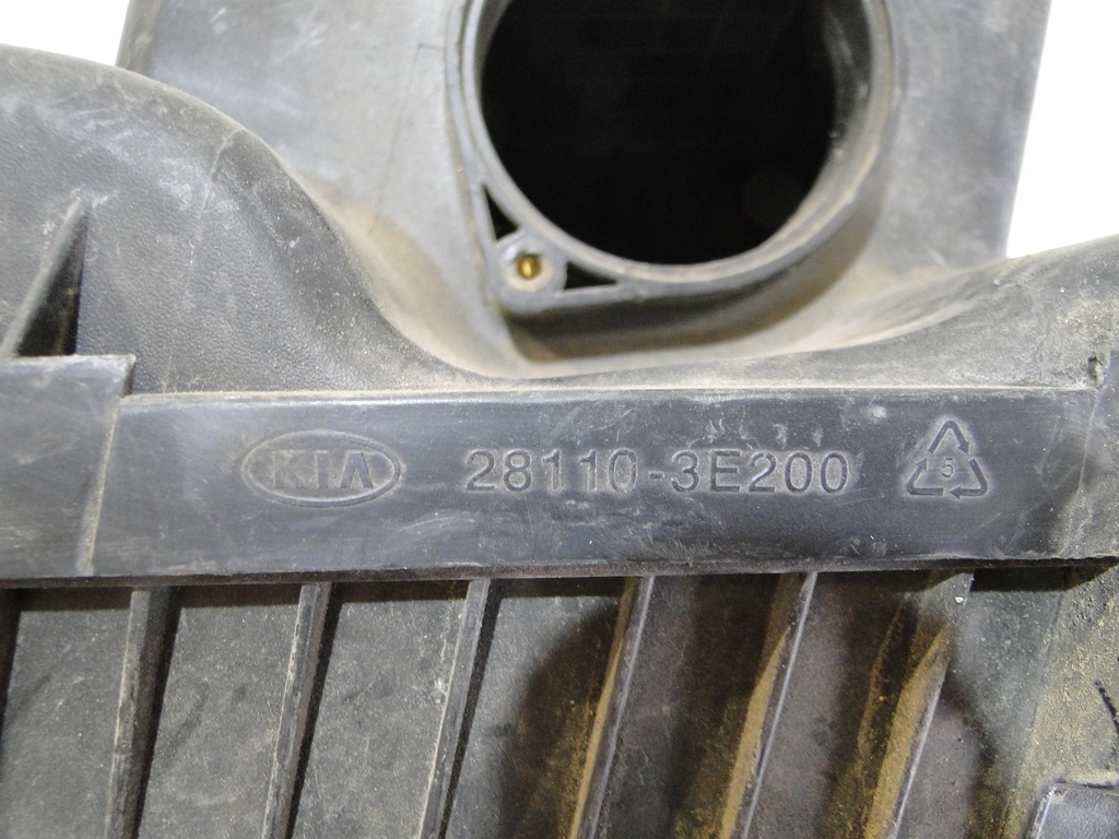 фото №8, Kia sorento i 2.5crdi корпус фильтра воздуха