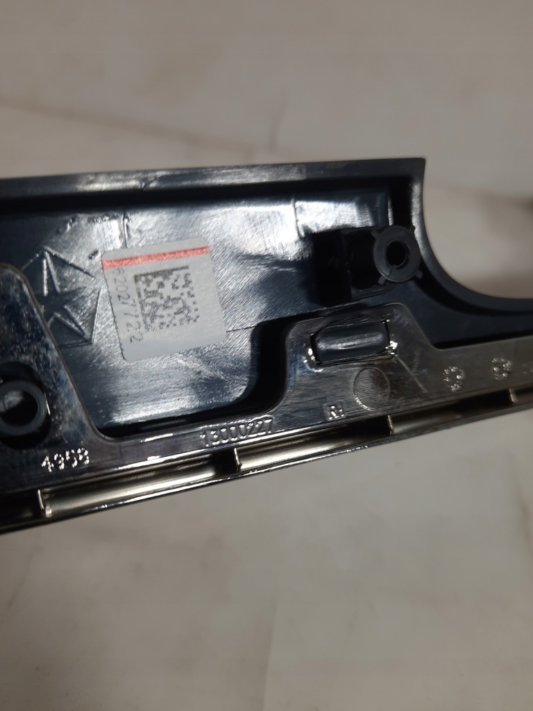 Jeep grand cherokee 19-22 молдинг декоративная дверь правых передних америка Доставка