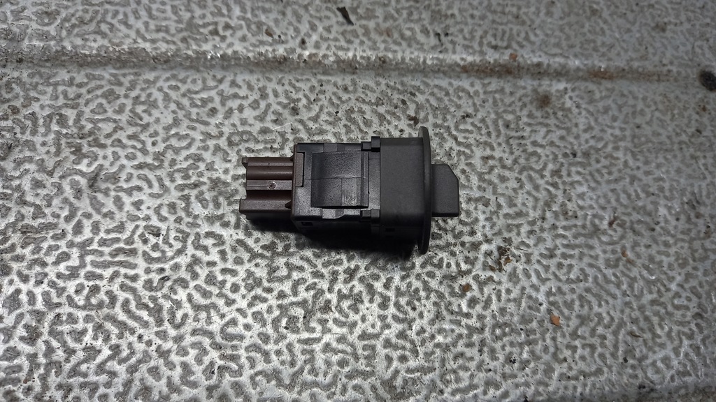 фото №2, Переключатель подушка безопасности renault clio iii 1.2b 06r