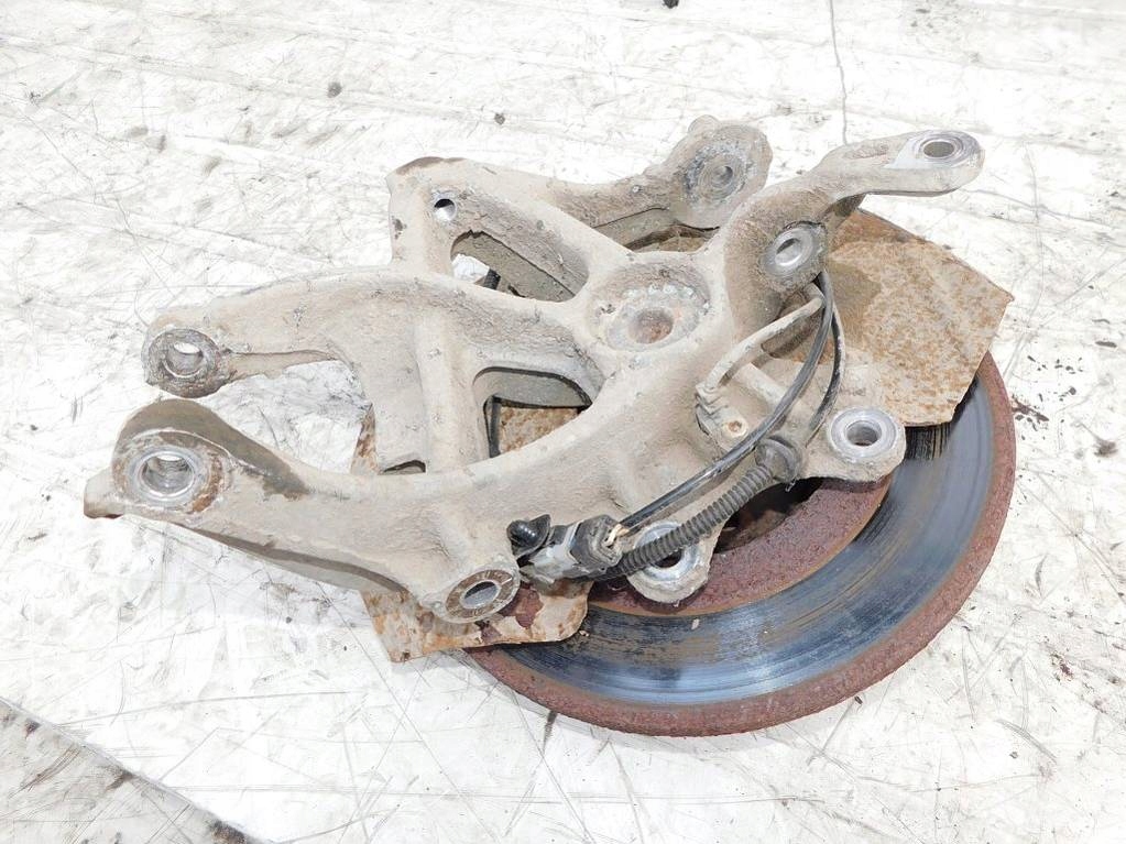 фото №7, Peugeot 407 sw 2.2b 05r поворотный кулак ступица правый задняя