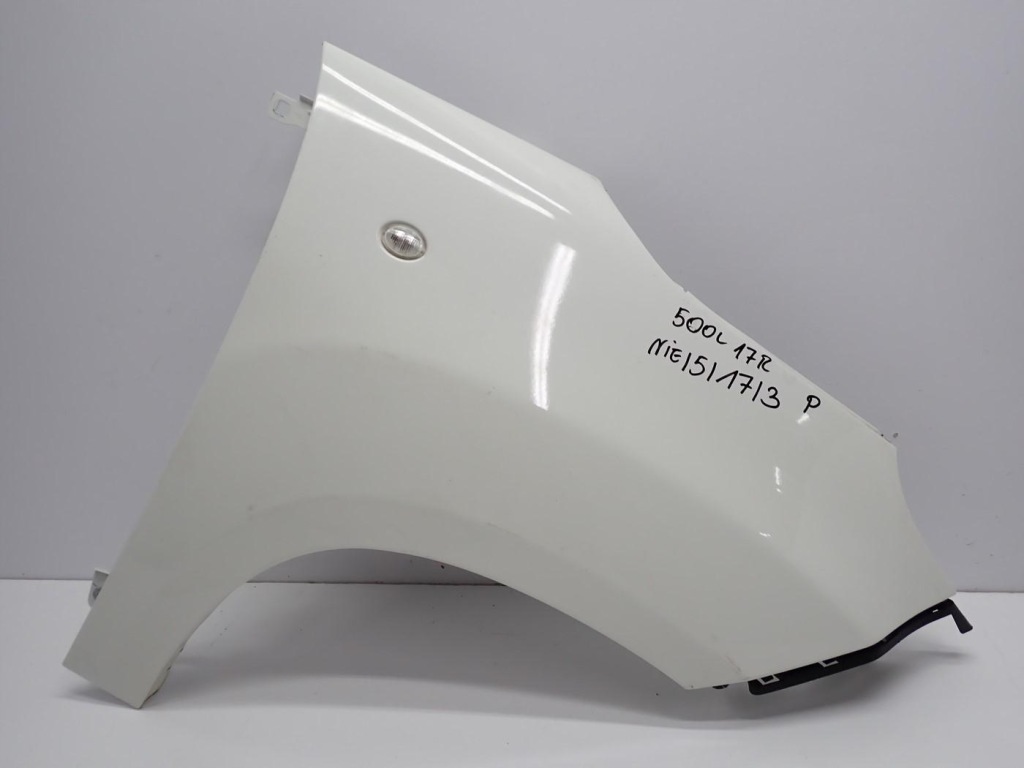 Купити Крило правий перед оригінал fiat 500l 17r