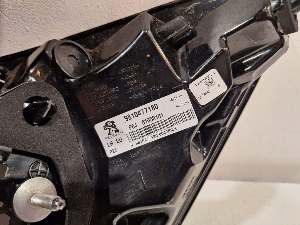 фото №6, Лампа задняя левая 9810477180 peugeot 3008 ii 16-