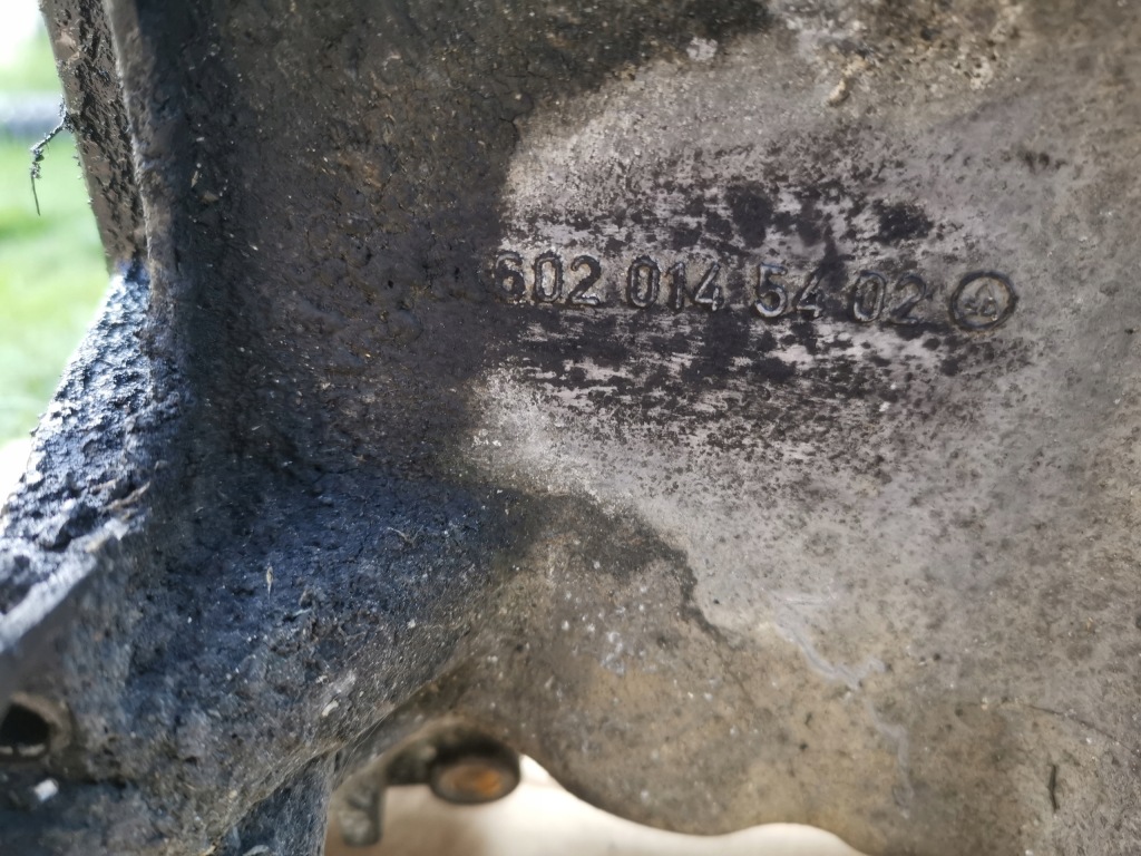 Mercedes піддон масляна 6020145402 om602 Недорого