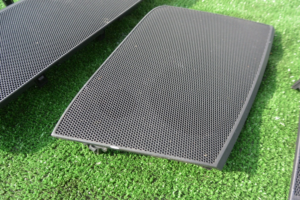 фото №5, Решітка панелі динаміка kpl mazda cx9 eu