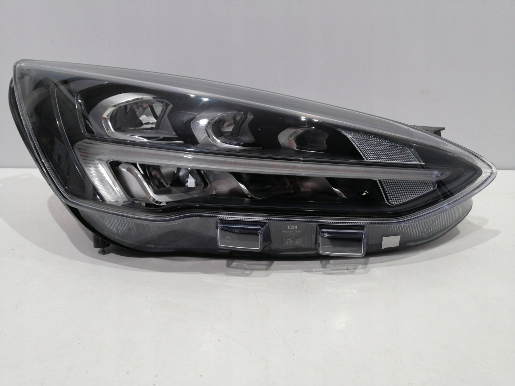 Ford focus iv mk4 фара full led правий przedina в Україні