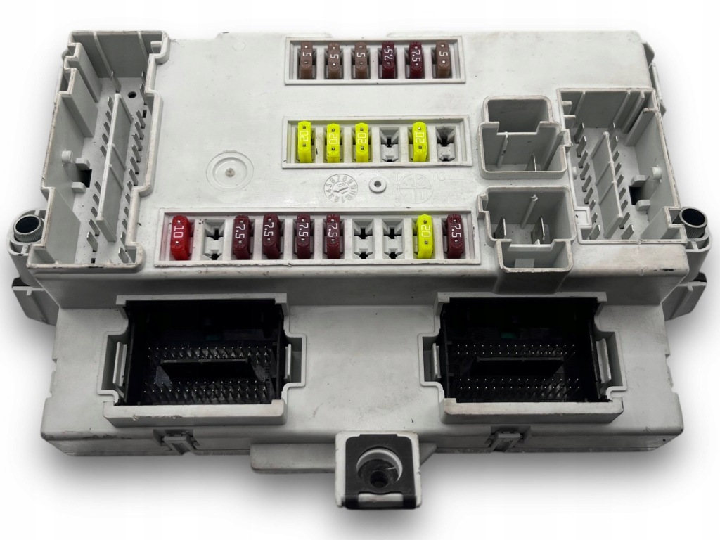 Купити Модуль коробка bsi alfa romeo giulietta 50562177