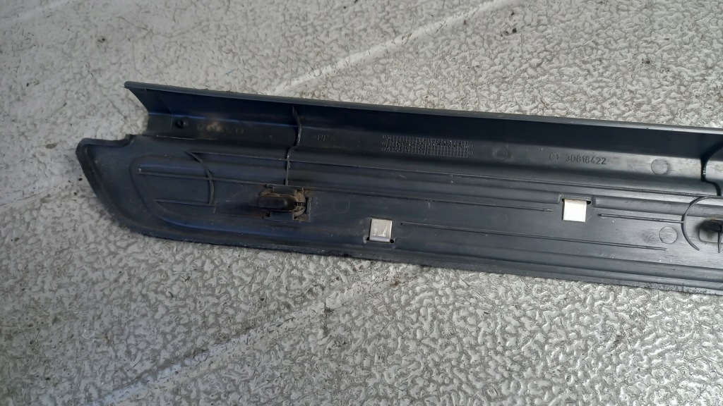 фото №7, Молдинг поріг ліва volvo v40 1.9dci 02r kombi