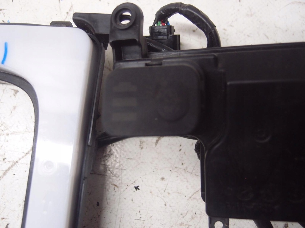 фото №8, Панель зарядки hyundai kona