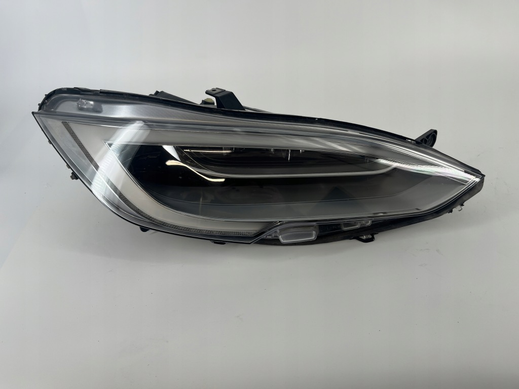 Tesla s рестайлинг  full led фара левая правый Доставка