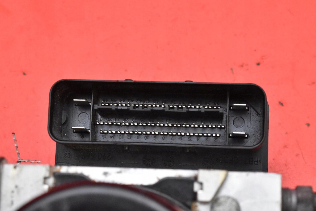 Насос abs a2044313912 mercedes c-klasa w204 1.6 blueeff 156km 07-12 Ціна