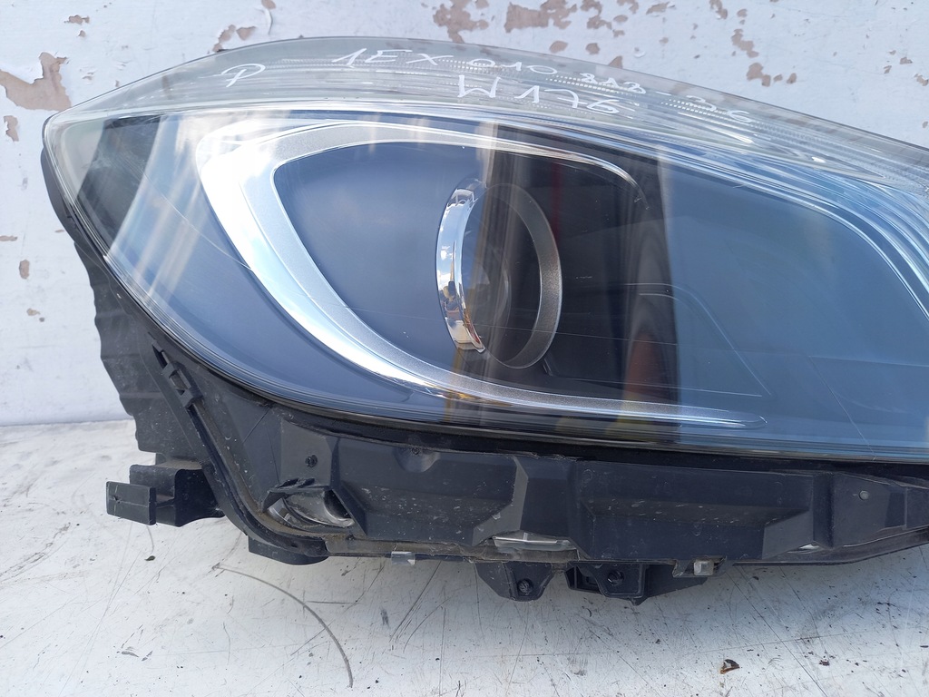фото №7, Лампа правий перед mercedes a176 w176 hella 1ex010818-36