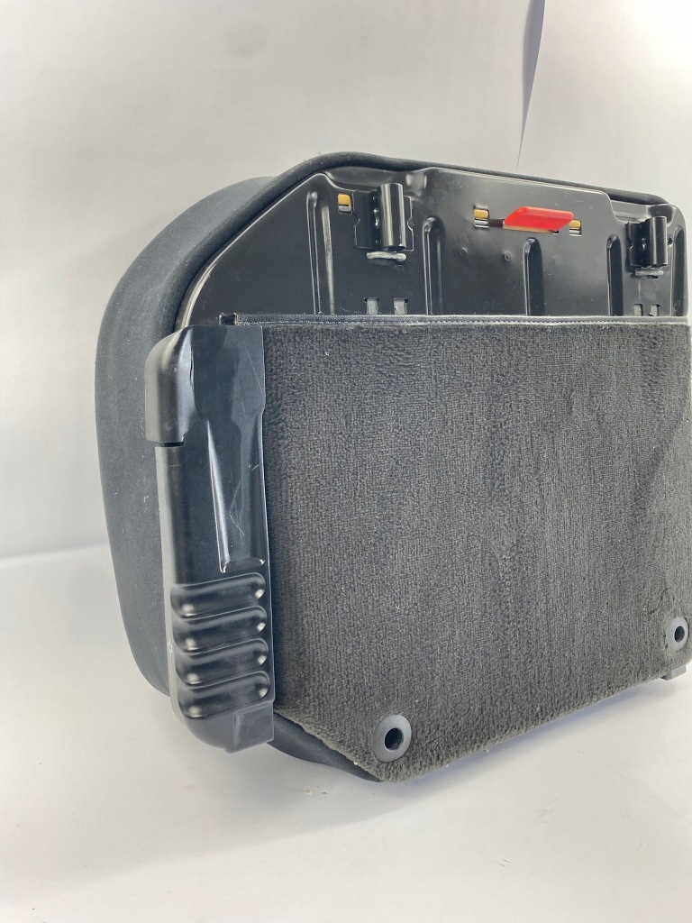 Купить Задняя заднее сиденье сиденье чёрные mercedes w124 универсал s124 правое повреждение