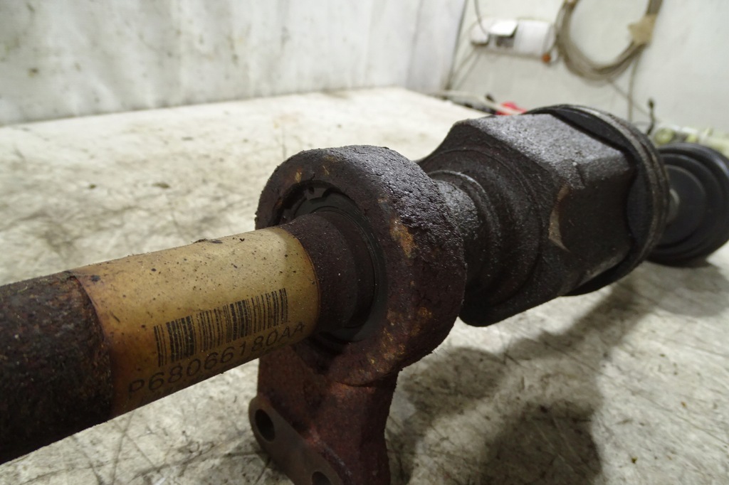 фото №12, Freemont 2.0d 4x4 привідний вал права перед автоматична коробка передач