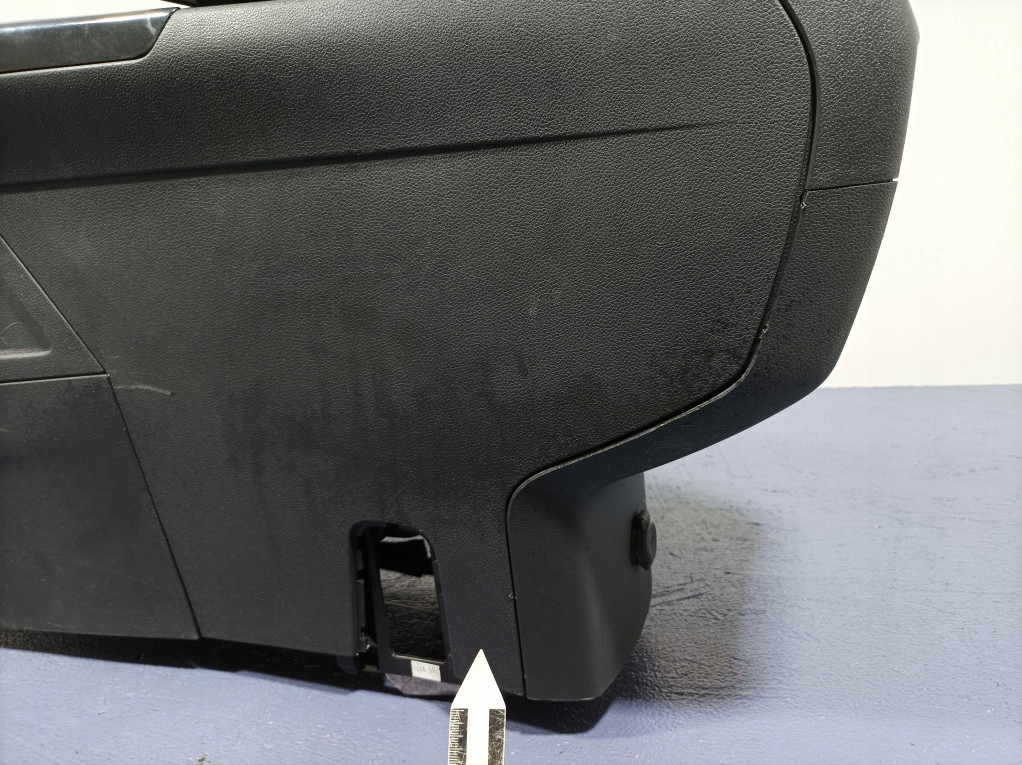 фото №5, Peugeot 3008 i подлокотник туннель средний кожа eu