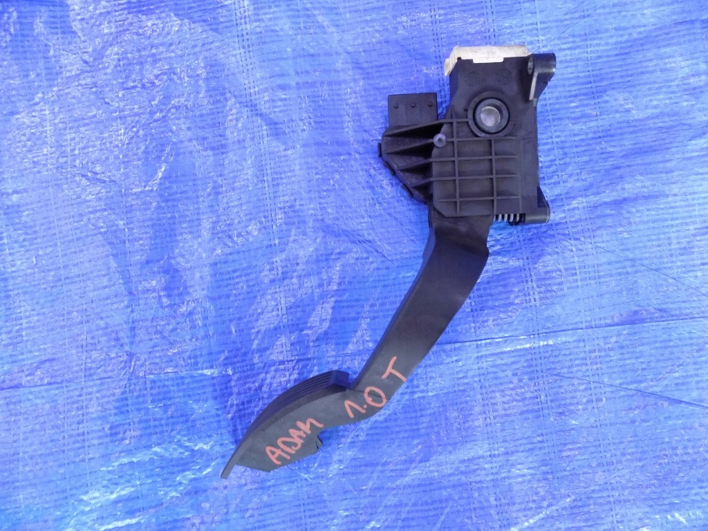 фото №1, Педаль газу потенціометр opel adam 1,0t 16r 13305804