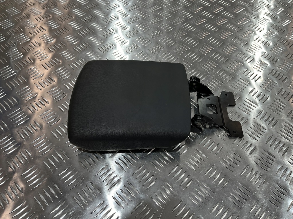 фото №1, Подлокотник hyundai tucson iv 20-