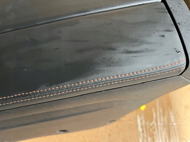 фото №6, Peugeot 5008 ii 18- подлокотник туннель средний