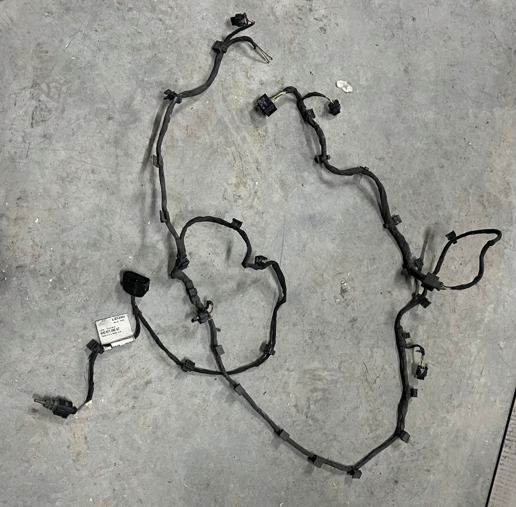 фото №1, Audi a8 d4 lift жгут бампера перед